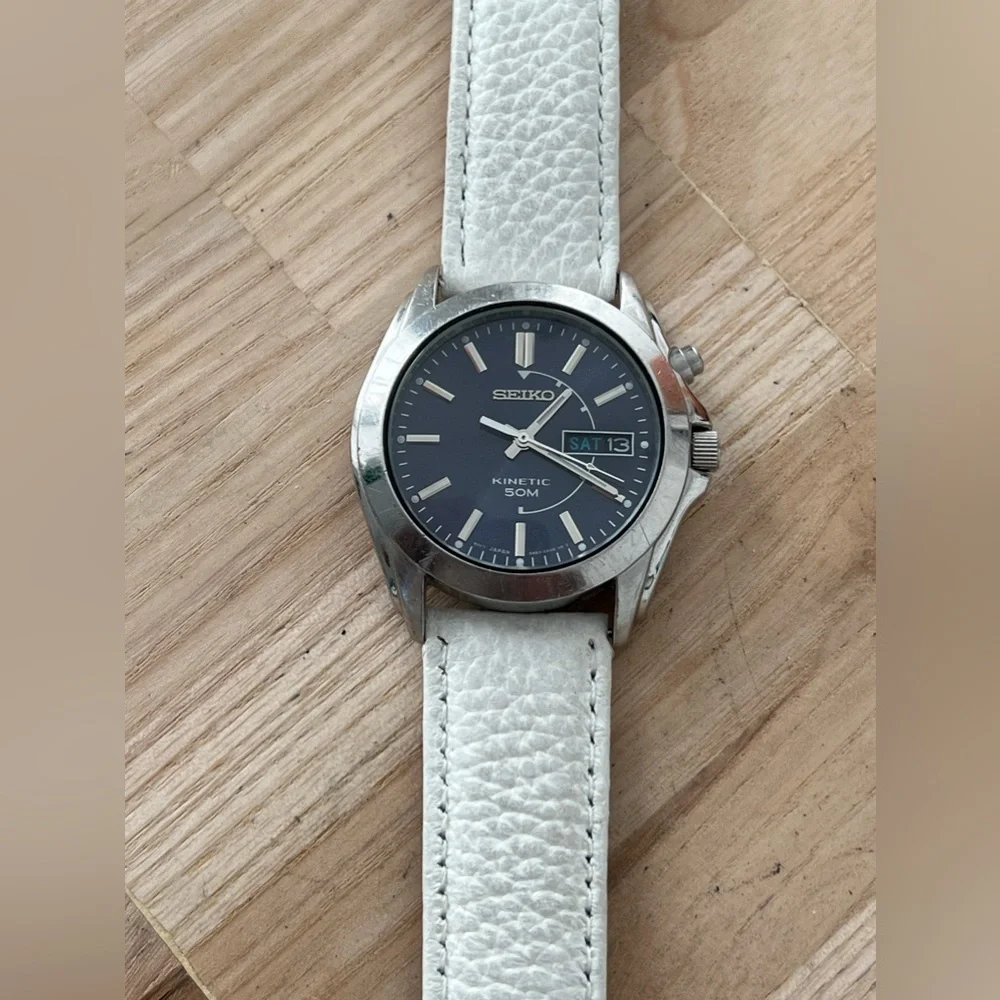 Seiko Kinetic Rare Automatic Men’s Watch Blue Dial White Leather Strap Date